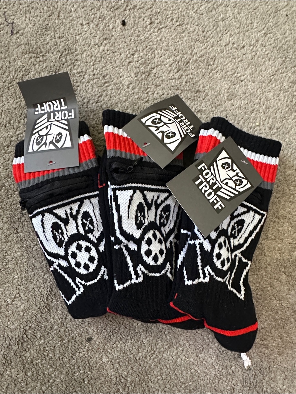 (3) Pack- Fort Troff Black & Red Men's Crew Socks w/zipper pockets